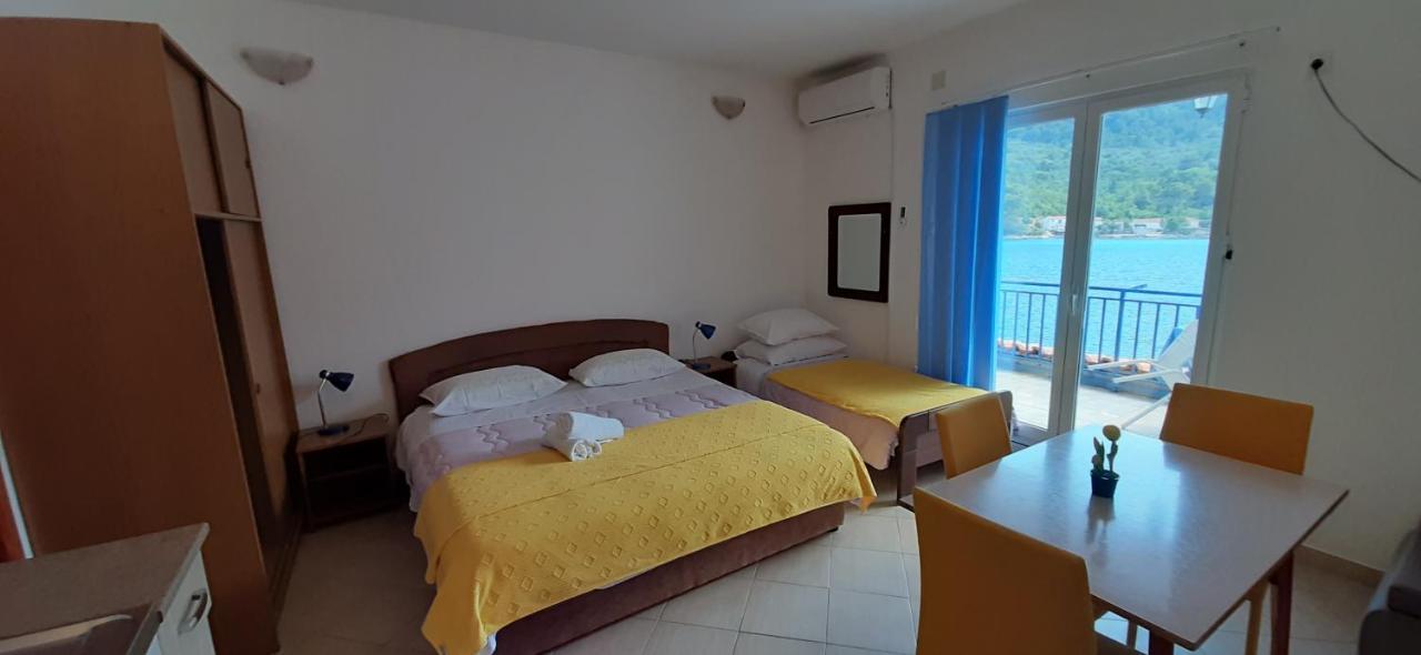 Apartments Lampalo Okuklje Extérieur photo